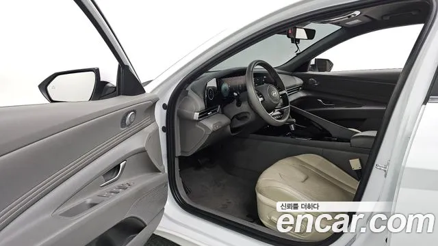 Hyundai Avante — Фото автомобиля 15