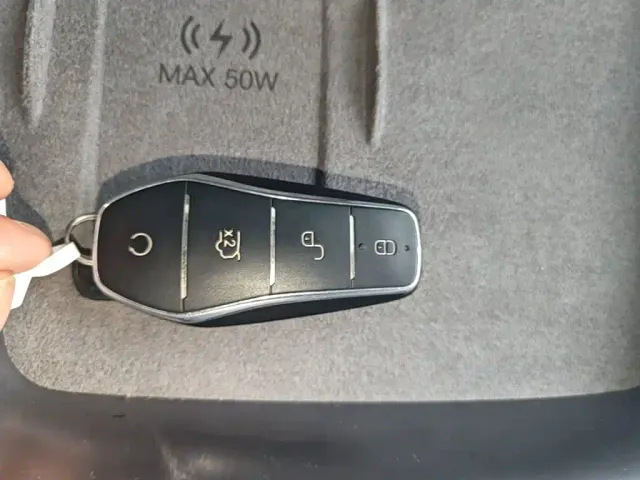 BYD Seal 07 DM-i — Фото автомобиля 13