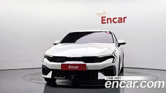 Kia K5 Новый K5 3 поколение 2.0 LPi(Для проката) — Фото автомобиля 3