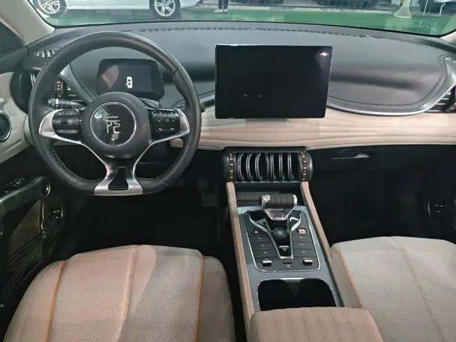 BYD Yuan PLUS — Фото автомобиля 9