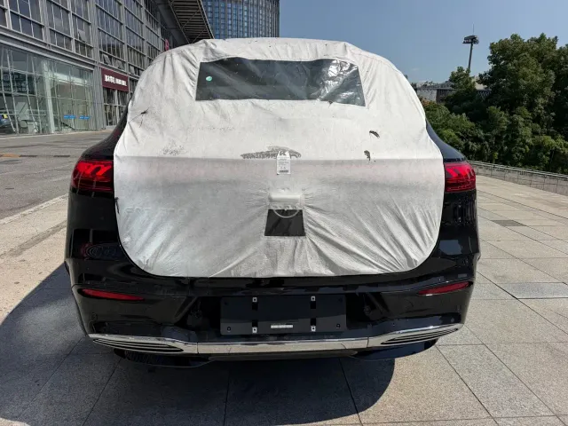 Mercedes-Benz EQS SUV — Фото автомобиля 8