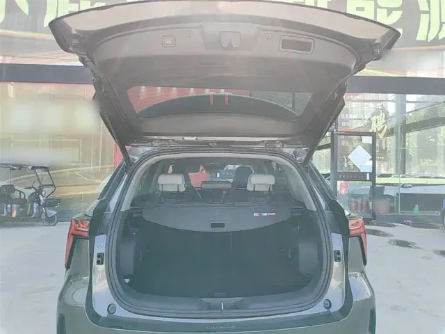Changan CS75 Plus — Фото автомобиля 18