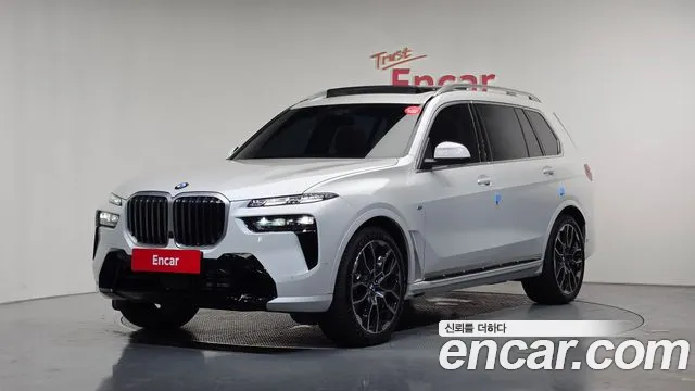 Фотография автомобиля — BMW X7 G07