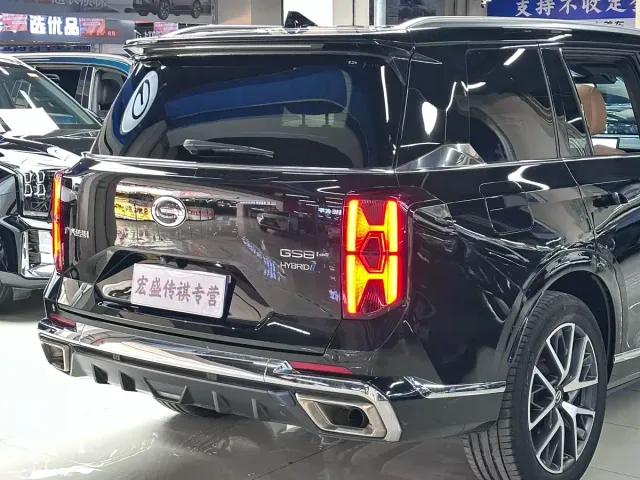 GAC Trumpchi GS8 — Фото автомобиля 9