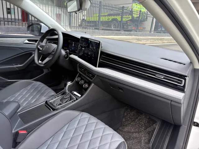 Volkswagen Sagitar — Фото автомобиля 6
