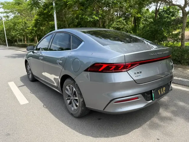 BYD Qin PLUS — Фото автомобиля 16
