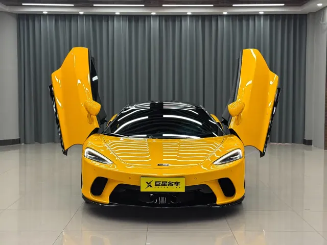 McLaren GT — Фото автомобиля 2