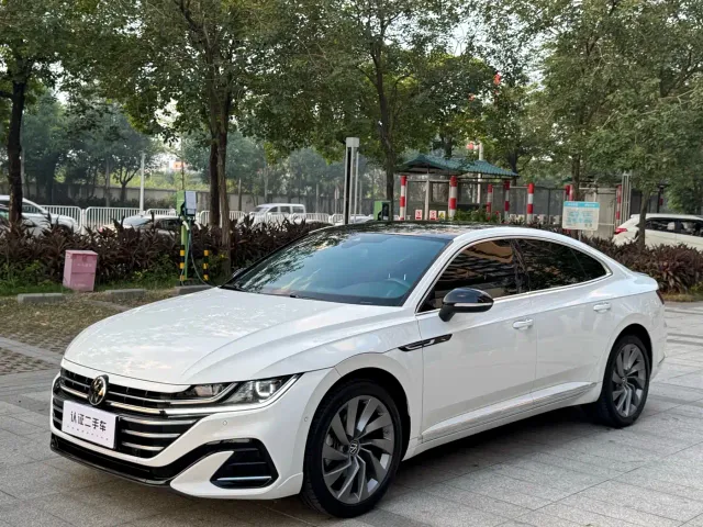 Фотография автомобиля — Volkswagen CC