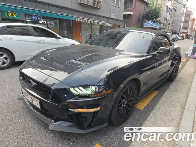 Ford Mustang Mustang GT Кабриолет — Фото автомобиля 3