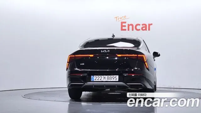 Kia K5 Новый K5 3 поколение 2.0 LPi(Для проката) — Фото автомобиля 4