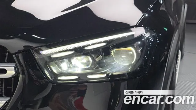 Mercedes-Benz GLE-Class — Фото автомобиля 19