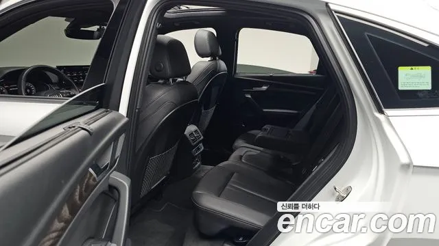 Audi Q5 45 TFSI quattro Sportback Premium — Фото автомобиля 10