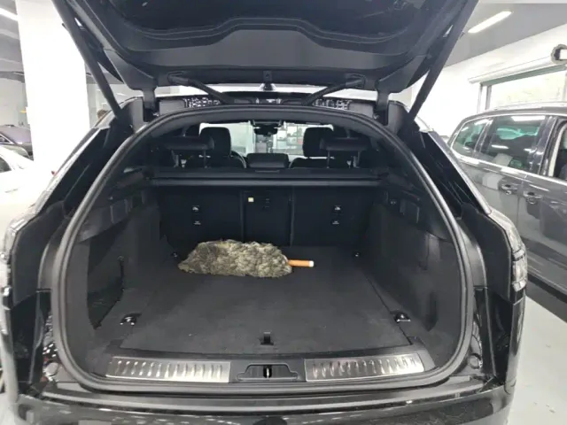 Land Rover Range Rover Velar — Фото автомобиля 18