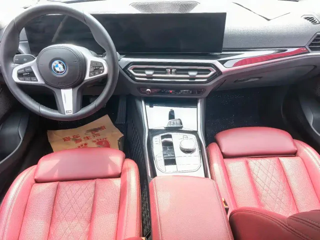 BMW i3 — Фото автомобиля 7