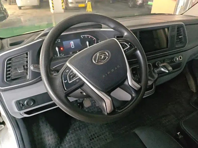 Maxus Xintu V80 — Фото автомобиля 10