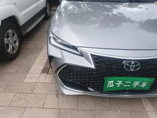 Toyota Avalon — Фото автомобиля 7