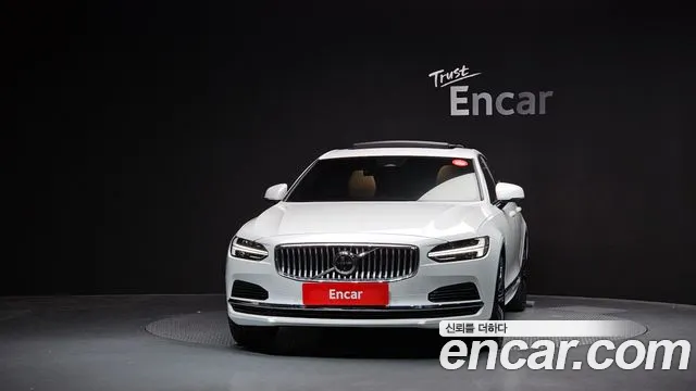Вольво S90 — Фото автомобиля 3