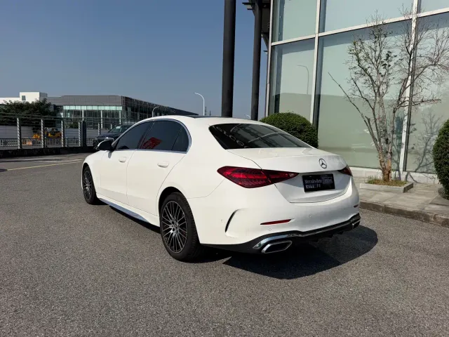 Mercedes-Benz C-Class — Фото автомобиля 18