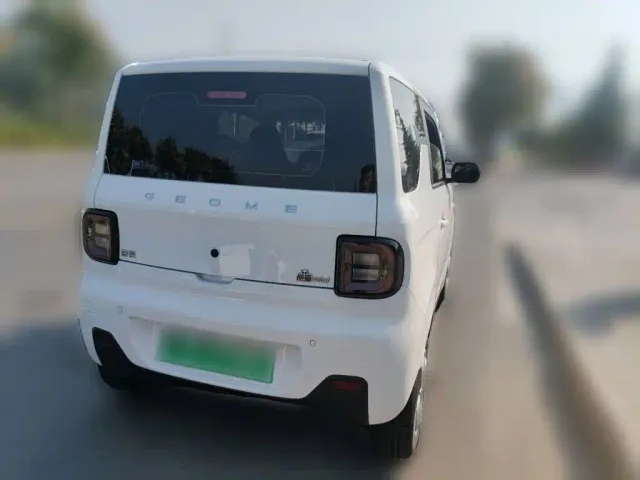Geely Panda — Фото автомобиля 4