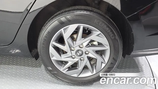 Hyundai AVANTE Новый Avante (CN7) — Фото автомобиля 21