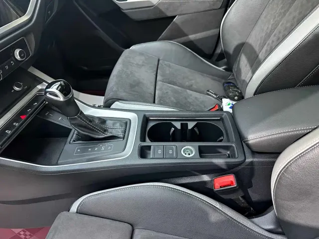 Audi Q3 — Фото автомобиля 6