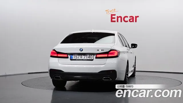 BMW 5 Series G30 — Фото автомобиля 4
