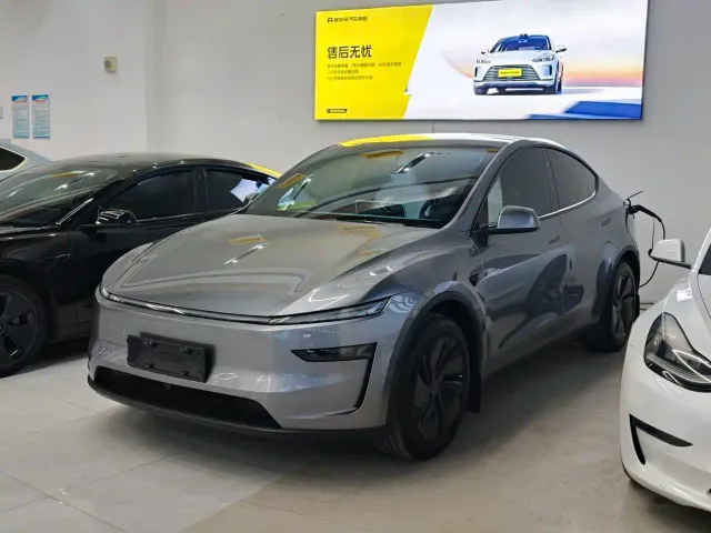 Фотография автомобиля — Tesla Model Y
