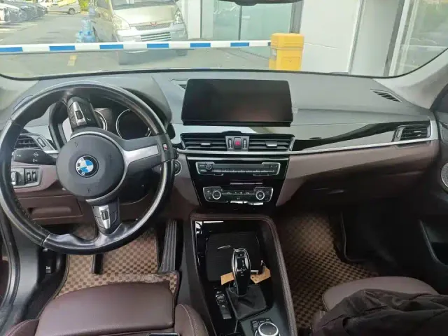 BMW X1 — Фото автомобиля 3