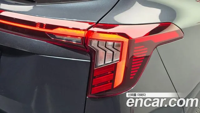 Kia Seltos — Фото автомобиля 8