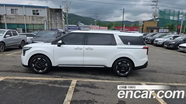 Kia Canival Новый Carnival 4 поколение Бензин 9 мест Signature — Фото автомобиля 7