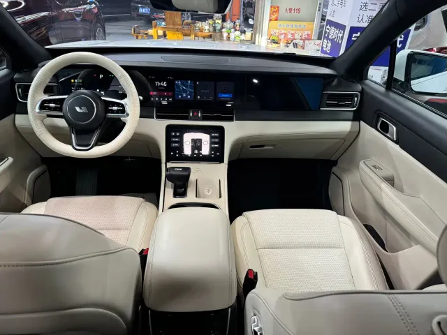 Li Auto ONE — Фото автомобиля 6