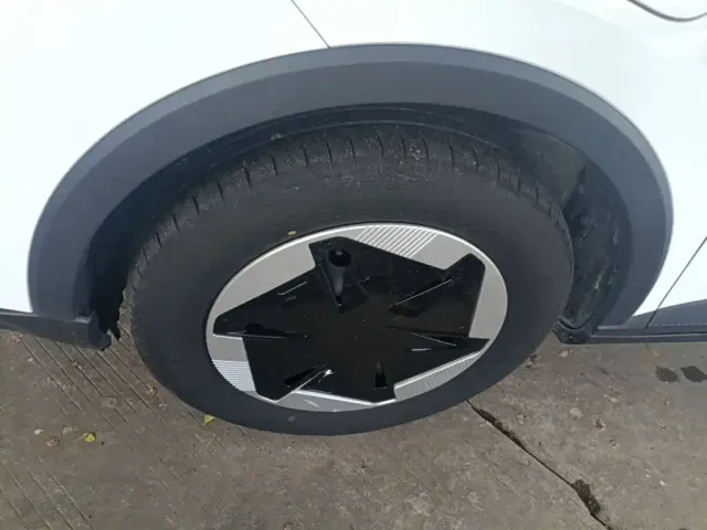 Geely Geometry E Firefly — Фото автомобиля 22