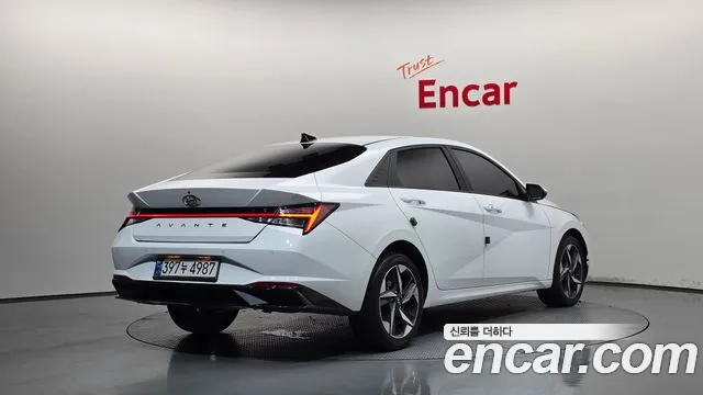 Hyundai AVANTE Avante (CN7) — Фото автомобиля 2