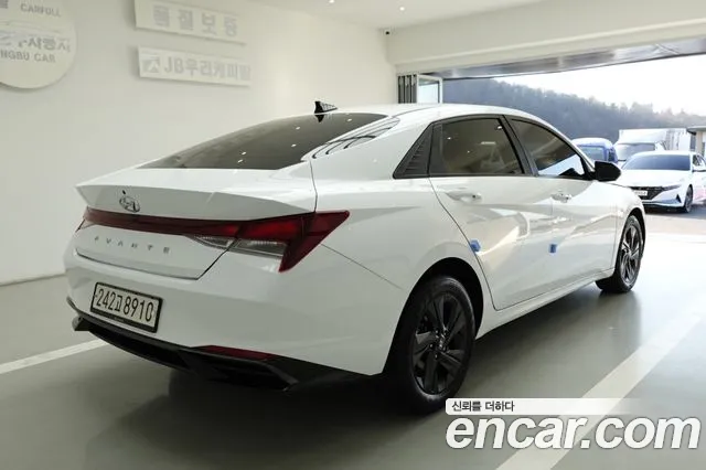 Hyundai AVANTE Avante (CN7) — Фото автомобиля 2