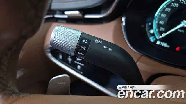 Genesis GV70 — Фото автомобиля 29