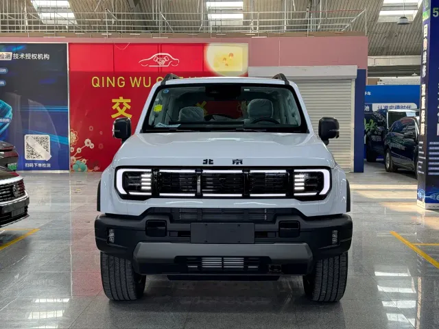 BAIC BJ40 — Фото автомобиля 2