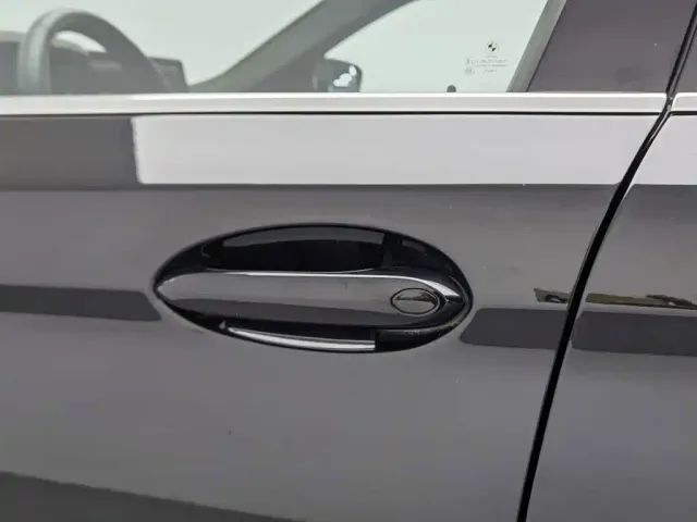BMW 5 Series — Фото автомобиля 18