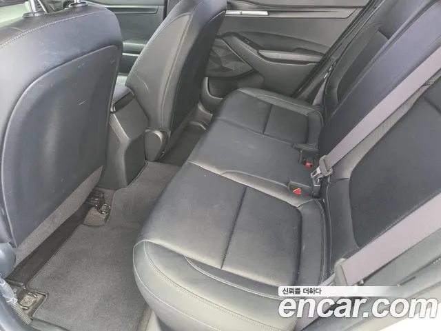 Kia Seltos New — Фото автомобиля 11