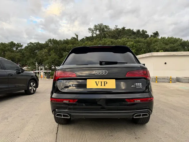 Audi Q5L — Фото автомобиля 8