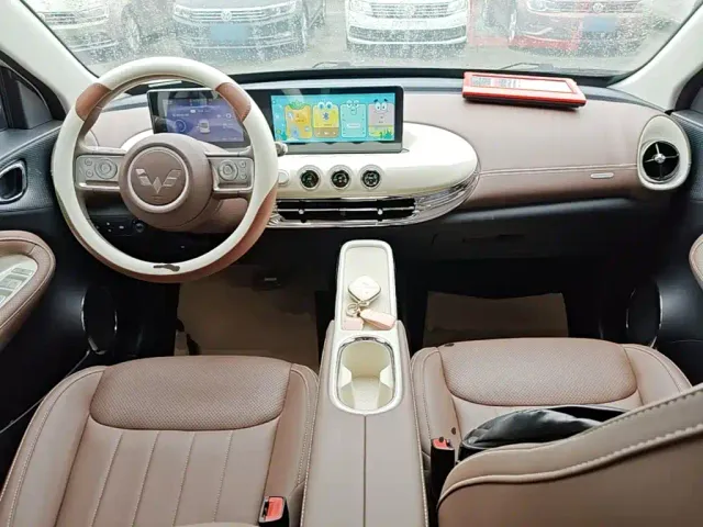 Wuling Bingo — Фото автомобиля 9