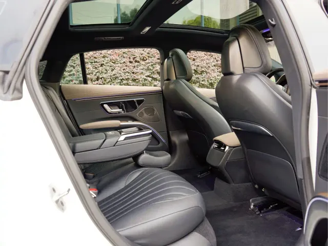 Mercedes-Benz EQS — Фото автомобиля 13