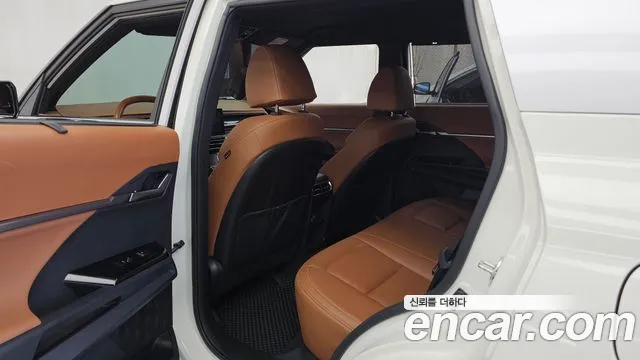 KG_Mobility_Ssangyong Torres Бензин 1.5 2WD — Фото автомобиля 11