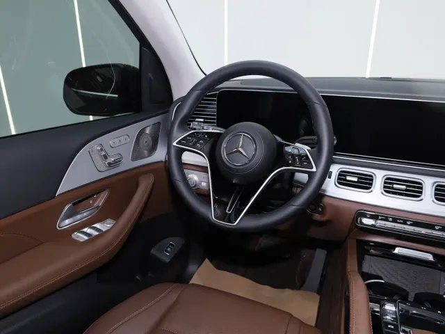 Mercedes-Benz GLS-Class — Фото автомобиля 19