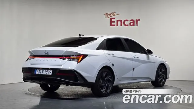 Hyundai AVANTE Новый Avante (CN7) — Фото автомобиля 2