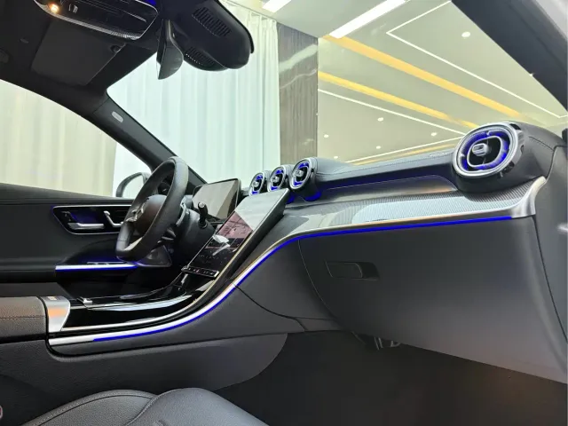 Mercedes-Benz C-Class — Фото автомобиля 6