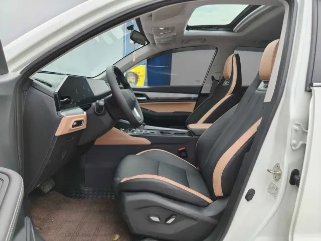 Geely Haoyue PRO — Фото автомобиля 12