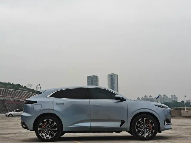 Changan UNI-K iDD — Фото автомобиля 4