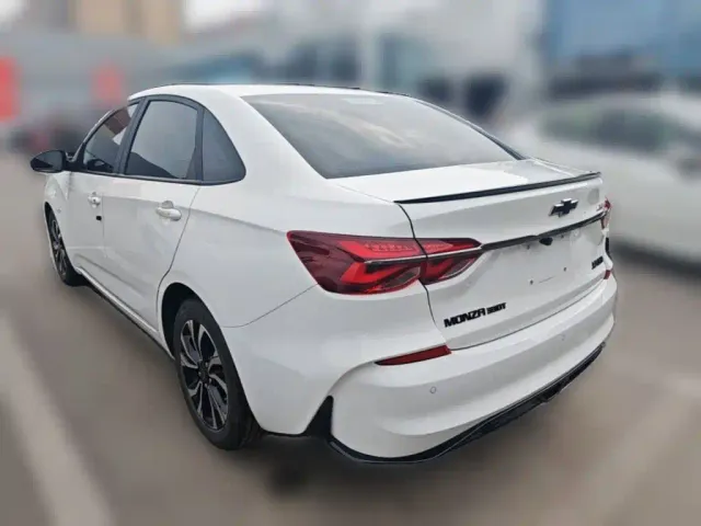 Chevrolet Monza — Фото автомобиля 24
