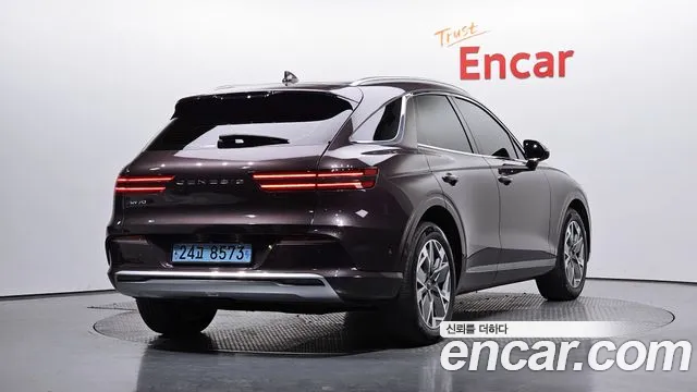 Genesis GV70 — Фото автомобиля 2