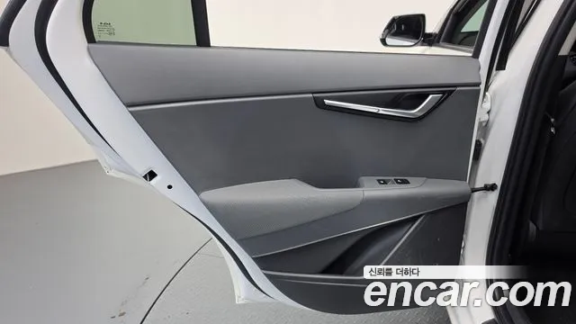 Kia Niro The All New — Фото автомобиля 14
